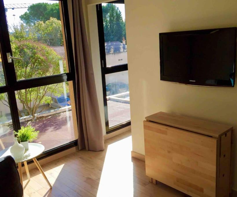 Ma Place Au Sud Aix Parking Aix-en-Provence Dış mekan fotoğraf